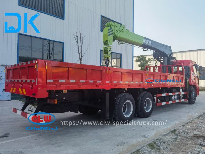 Dongfeng 6x4 12-ton 6-section Boom Straight Arm Truck-mounted Crane best