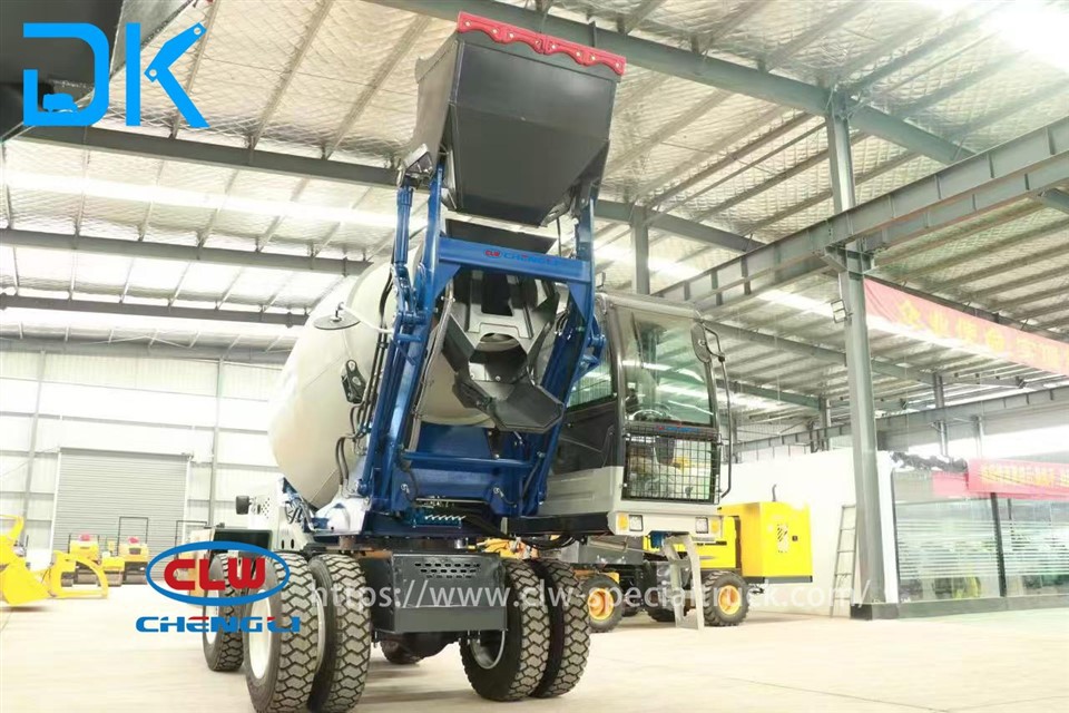 Self-Loading Concrete Mixer Truck suppliers
